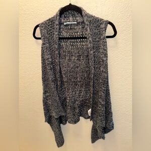 Maurices Women’s Medium Charcoal Knit Sweater Vest Soft Chic Layering Cozy Comfy